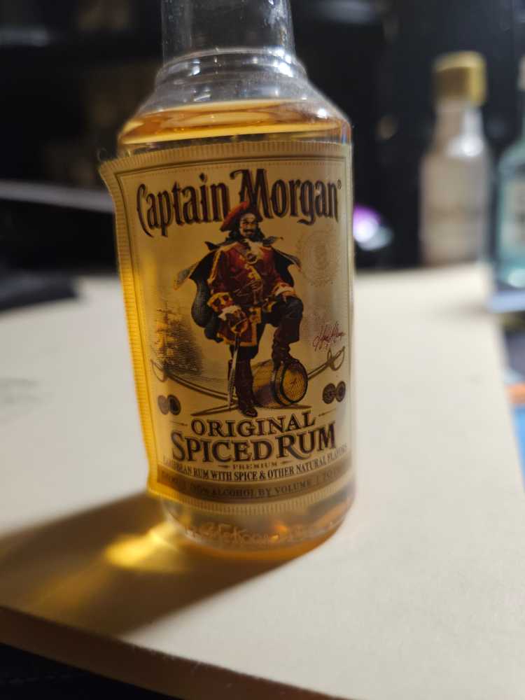 Captain Morgan Original Spiced Rum Ver 3  (50 mL) alcohol collectible [Barcode 087000003149] - Main Image 2
