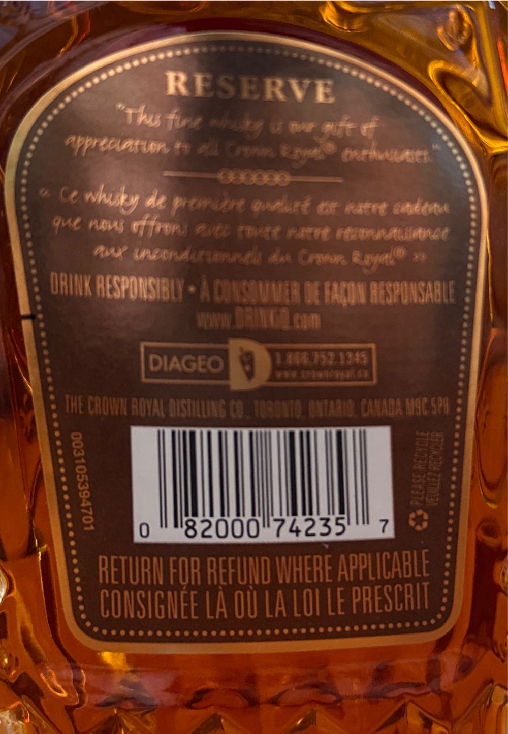 Crown Royal Whisky Bottle Reserve Blend Empty 750ml Display Or Crafting - Diageo Canada Inc. (750 mL) alcohol collectible [Barcode 082000742357] - Main Image 3