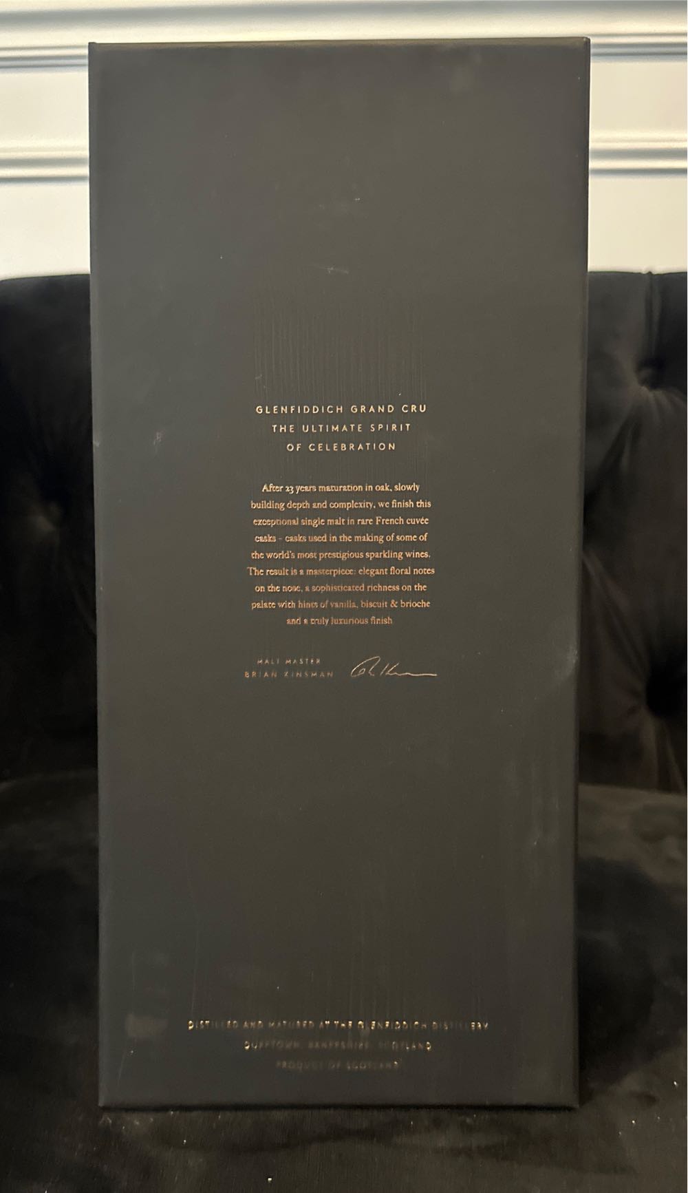 Glenfiddich Grand Cru 23 Year Old Empty Bottle With Original Box - Glenfiddich Distillery (750 mL) alcohol collectible [Barcode 083664874262] - Main Image 3