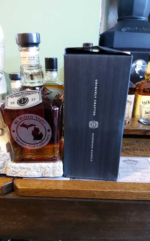 Single Barrel Sellect MI Squire 2022 - Jack Daniel Distillery (750 mL) alcohol collectible - Main Image 2