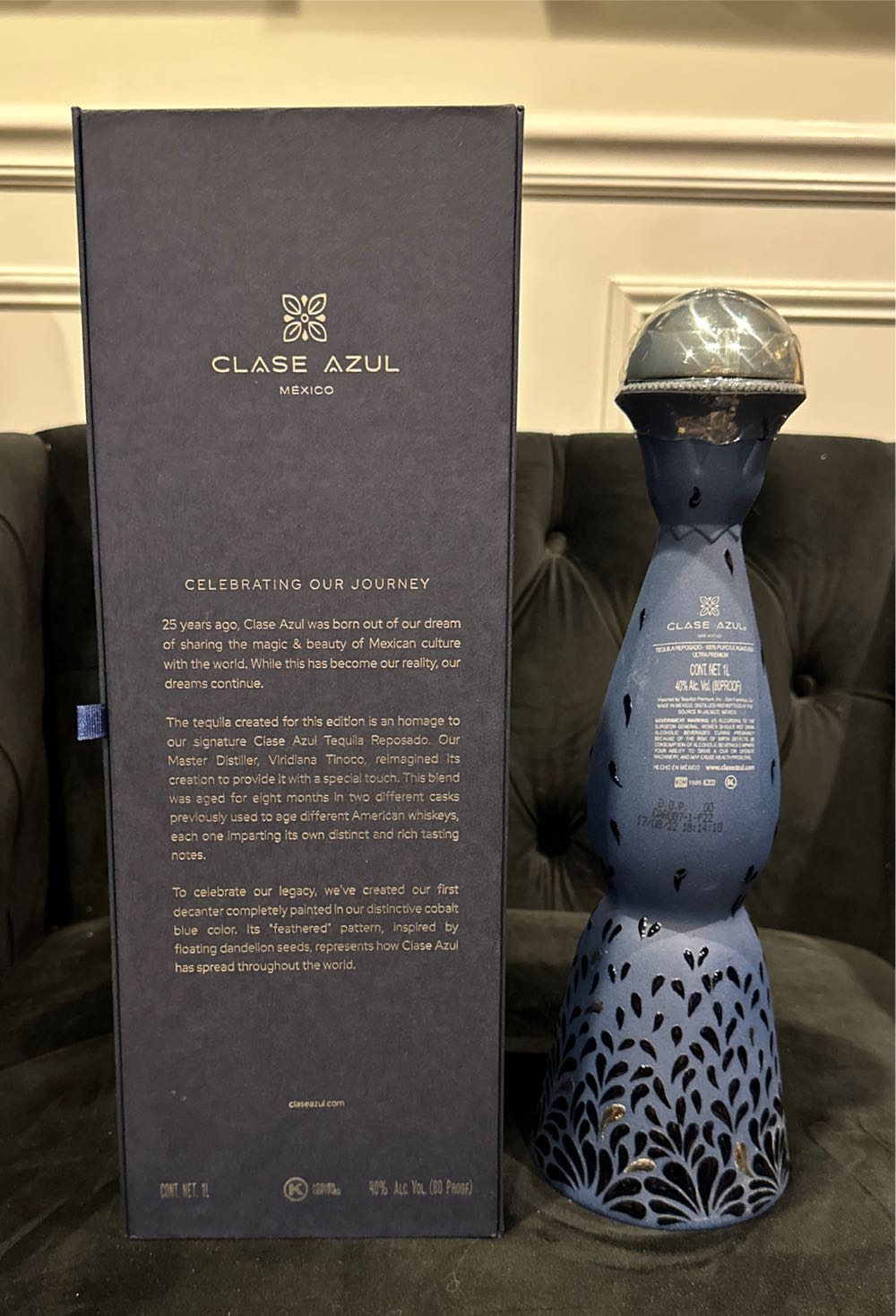 Clase Azul 25th Anniversary - Clase Azul (1 L) alcohol collectible [Barcode 850014275082] - Main Image 2