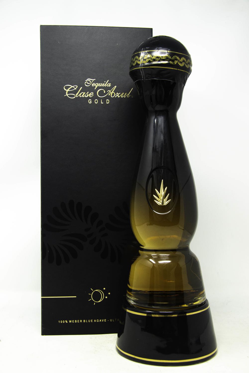 Clase Azul Gold - Casa Tradicion, S.A. de C.V. (750 mL) alcohol collectible [Barcode 020212030039] - Main Image 2