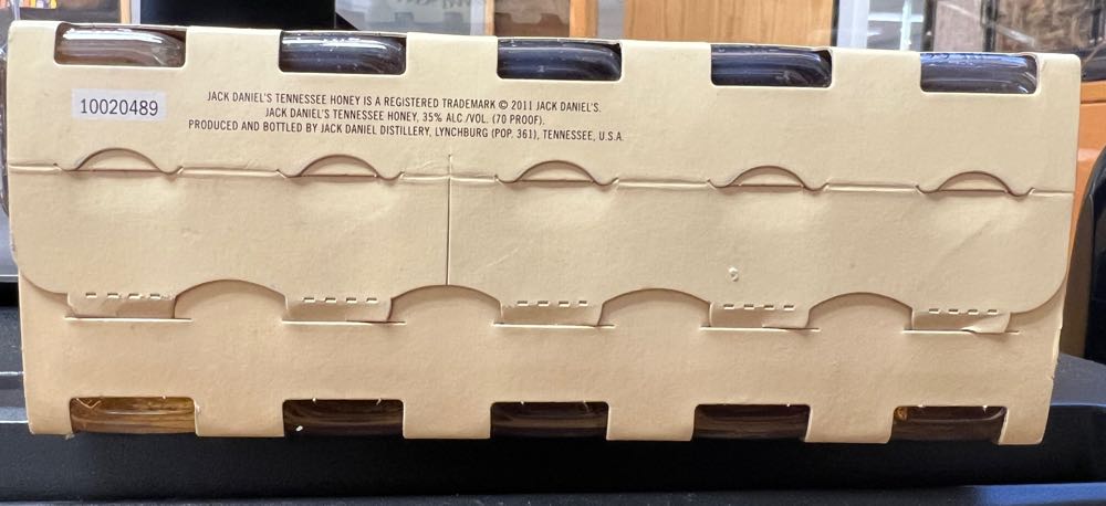 Minis Honey 10 Pack- 50 ml - Jack Daniel’s Distillery, Lynchburg, TN (50 mL) alcohol collectible [Barcode 082184200353] - Main Image 4