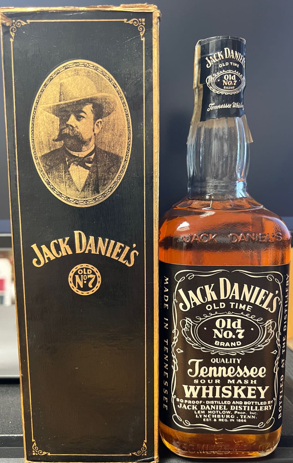 Chivas Regal Royal Salute - 21 Year Old (The Sapphire Flagon)