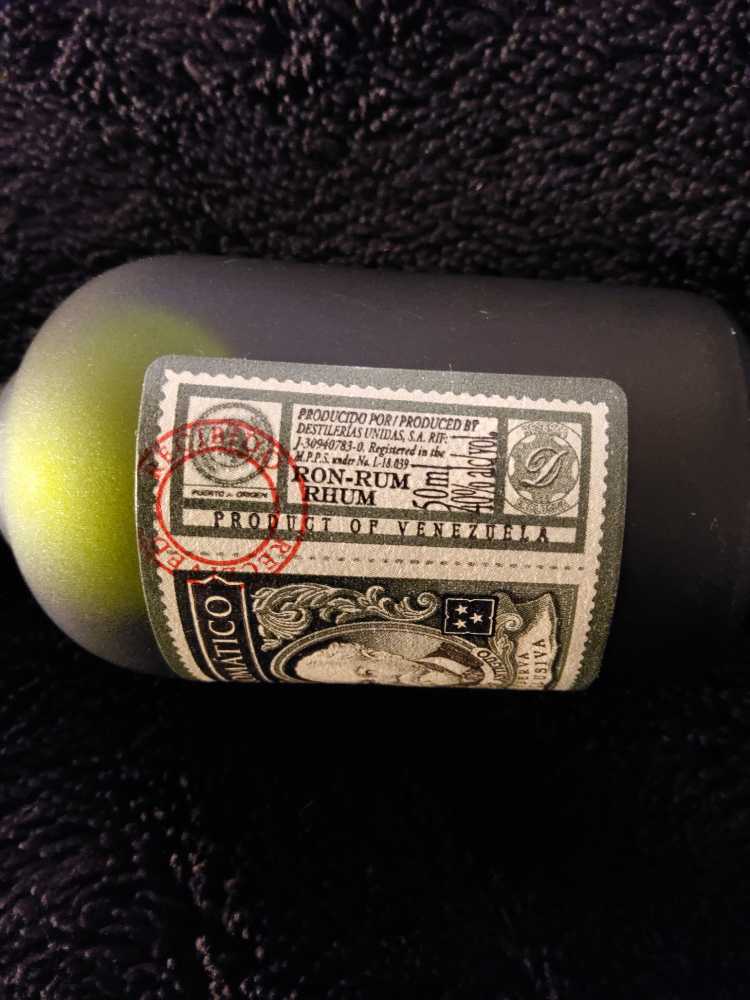 Diplomatico Reserva Exclusiva - Distilerias unidas S.A. (50 mL) alcohol collectible [Barcode 75970185] - Main Image 3