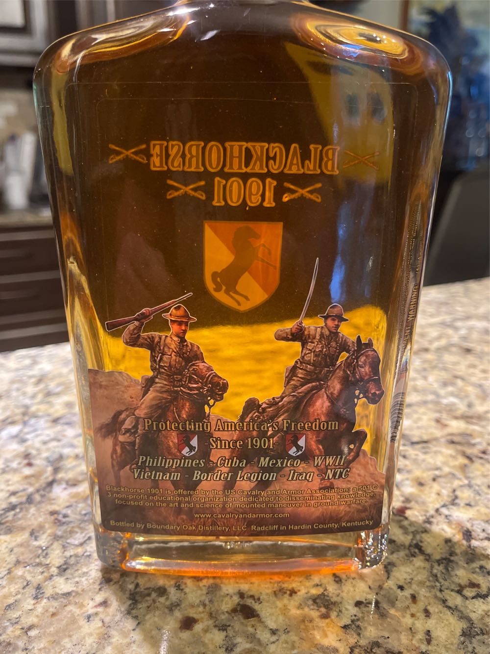 Blackhorse Straight Bourbon Whisky  alcohol collectible [Barcode 864276000467] - Main Image 2