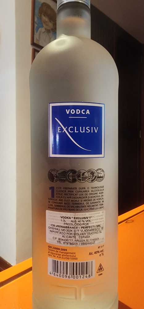 Esclusiv  (1 L) alcohol collectible [Barcode 4840096001248] - Main Image 2