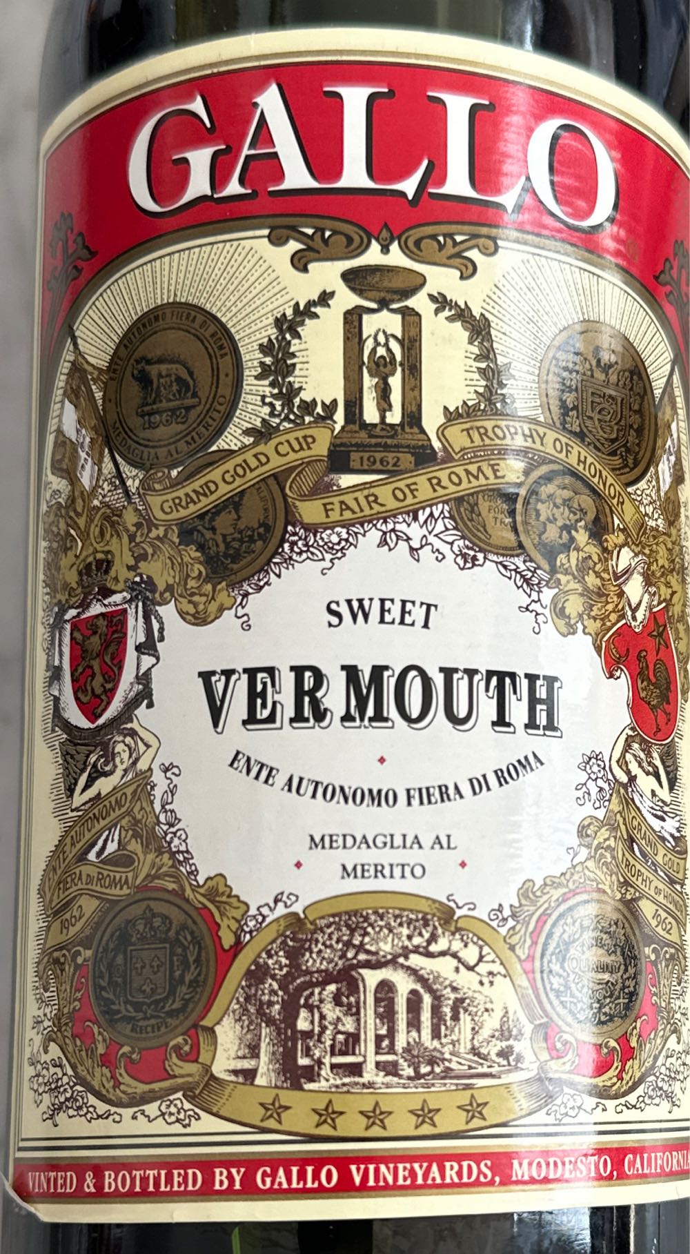 Vermouth; Gallo Sweet Vermouth - Gallo (750 mL) alcohol collectible [Barcode 085000006900] - Main Image 1