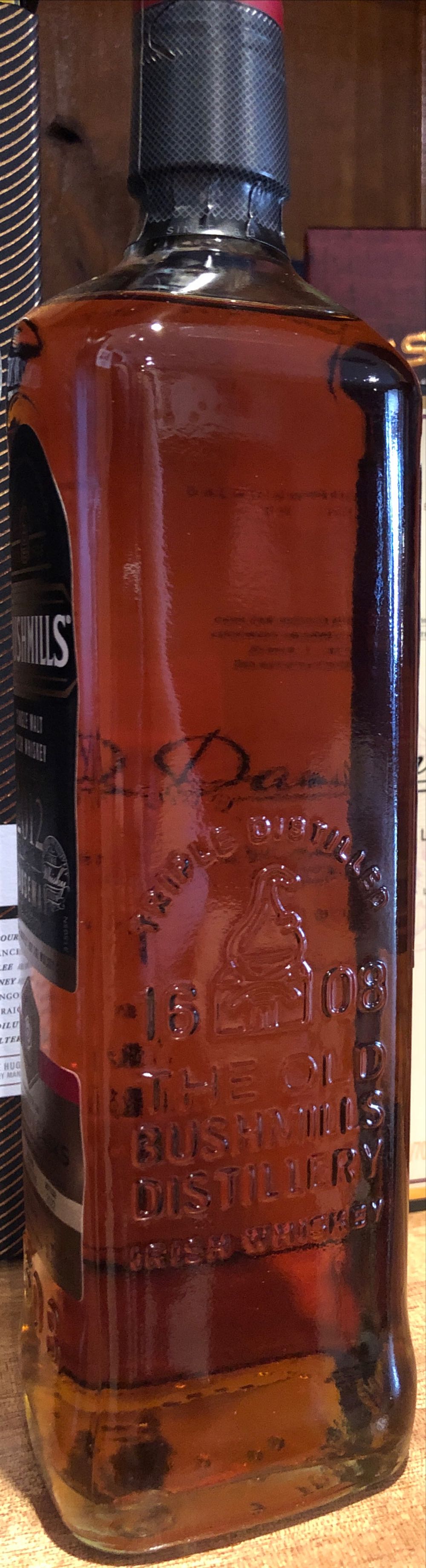 Bushmills Single Malt Whisky 2012 The Causeway Collection - Old Bushmills Distillery (700 mL) alcohol collectible [Barcode 5055966830456] - Main Image 4