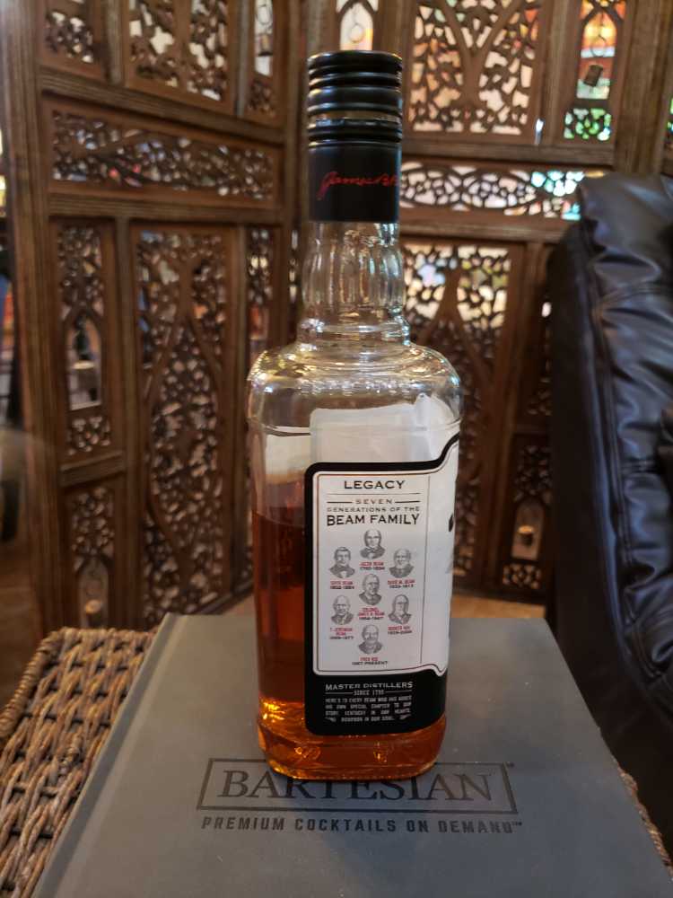 Jim Beam Kentucky Straight Bourbon Whiskey  - Jim Beam Distillery (750 mL) alcohol collectible [Barcode 080686002291] - Main Image 2