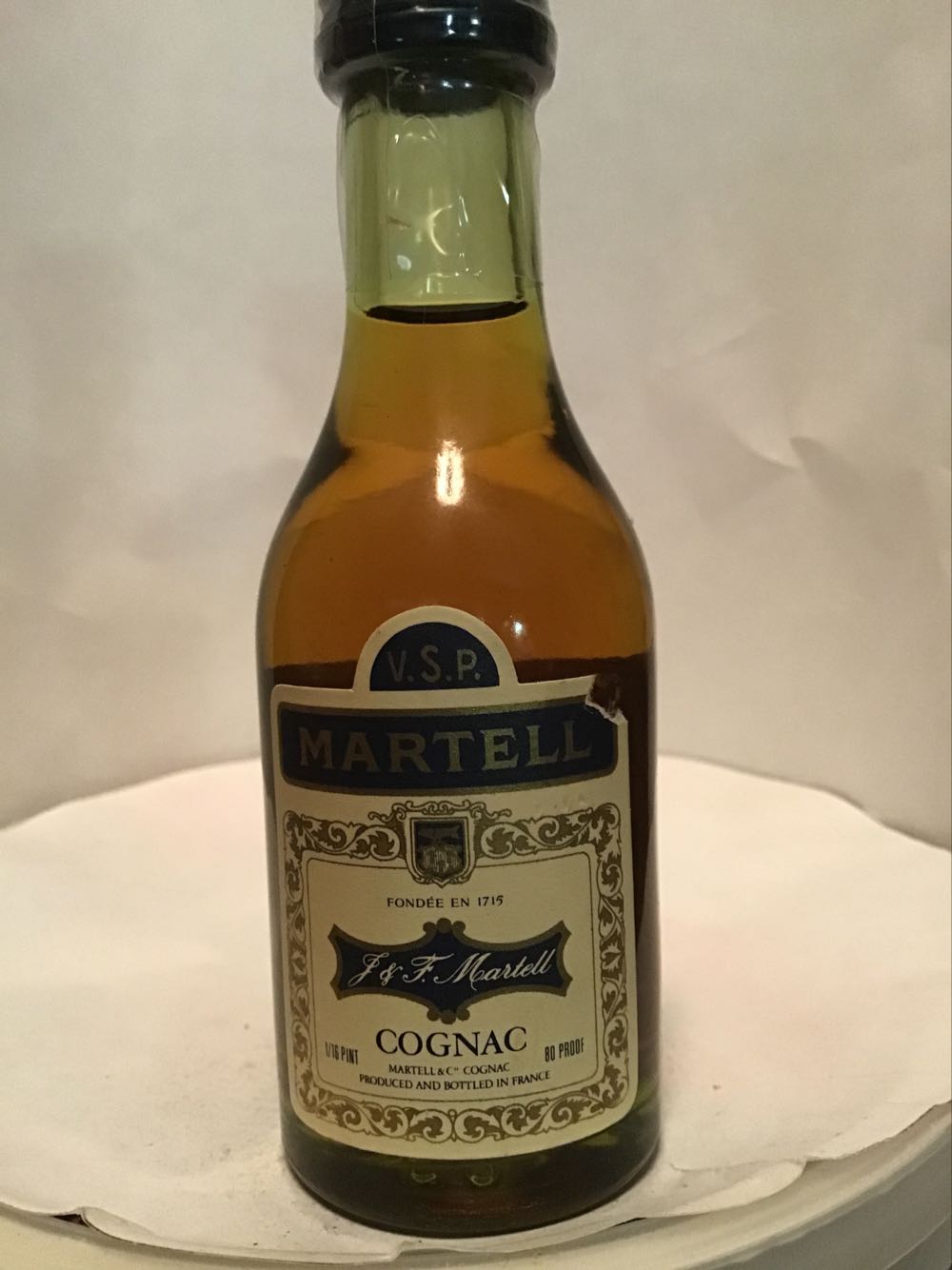 Martell VS Cognac - Martell & Co. (50 mL) alcohol collectible [Barcode 3219820000719] - Main Image 3