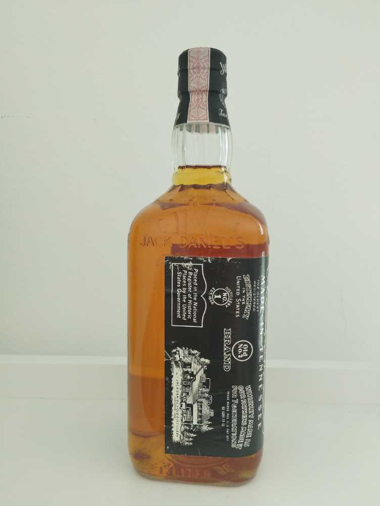 Black Label  (1000 mL) alcohol collectible - Main Image 4