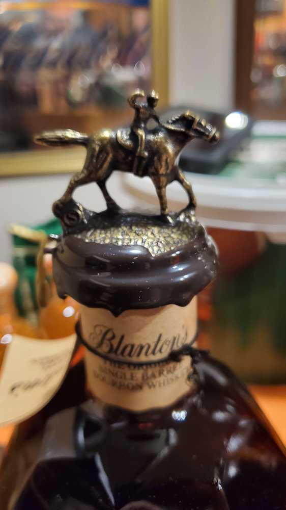 Blanton’s Single Barrel - Buffalo Trace Distillery (750 mL) alcohol collectible - Main Image 2