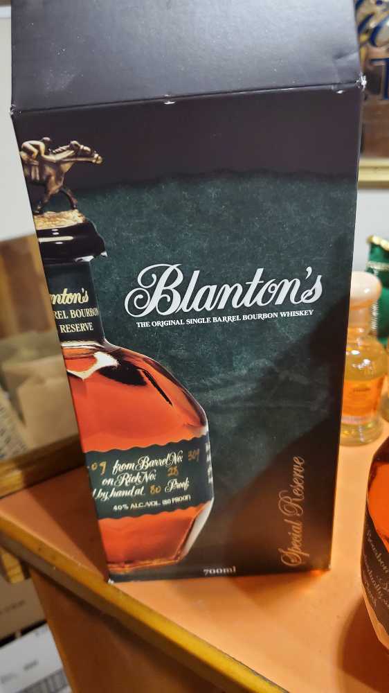 Blanton’s SBSR Green - Buffalo Trace Distillery (700 mL) alcohol collectible - Main Image 2