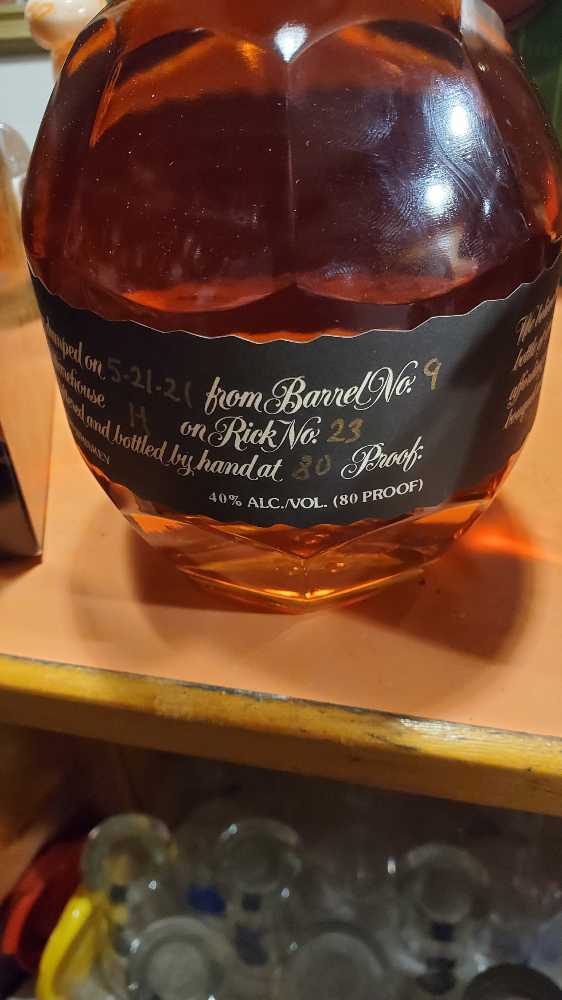 Blanton’s Single Barrel Black - Buffalo Trace Distillery (750 mL) alcohol collectible - Main Image 3