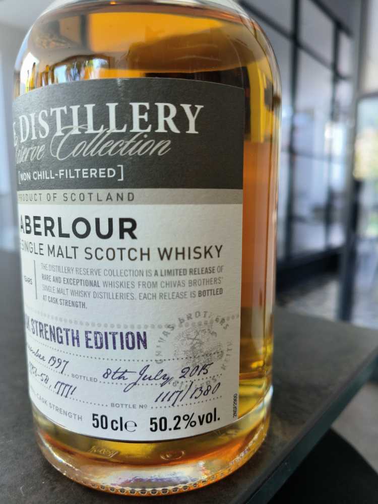 Aberlour 17 Distillery Reserve - Speyside (500 mL) alcohol collectible [Barcode 5000299612774] - Main Image 3