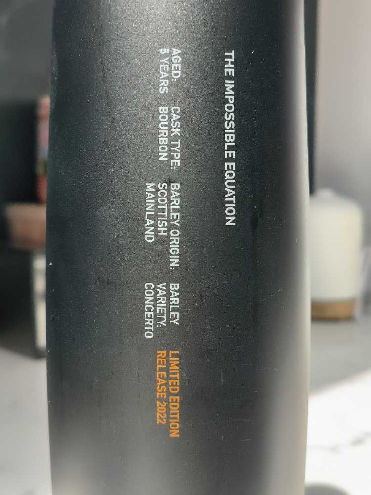 Octomore 13.1 - Islay (700 mL) alcohol collectible [Barcode 5055807415385] - Main Image 3
