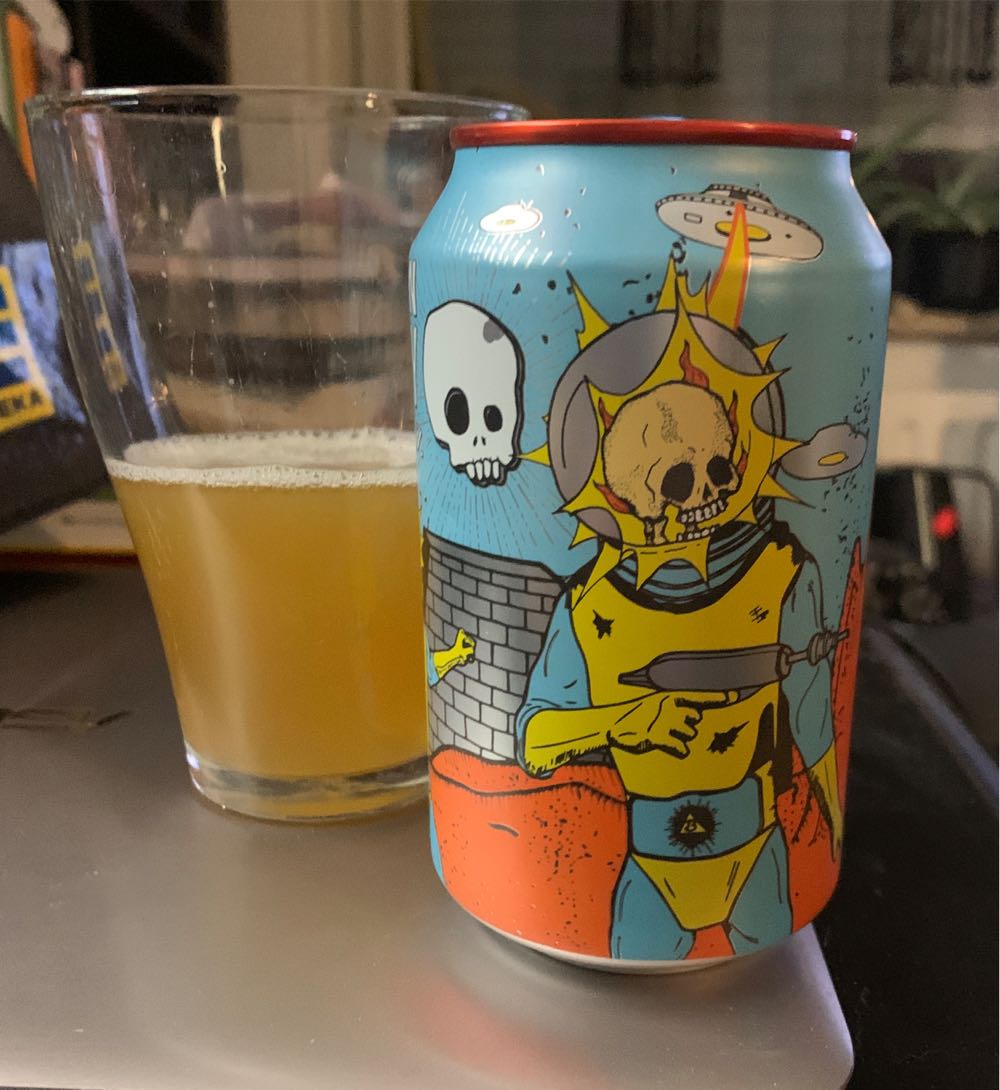 Beavertown Gamma Ray American Pale Ale - Beavertown (330 mL) alcohol collectible [Barcode 4260402680217] - Main Image 2