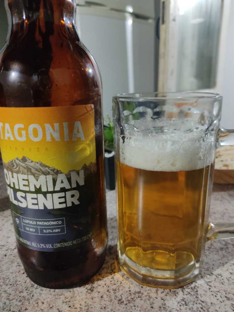 Cerveza Patagonia Bohemian Pilsener 730ml 730 Ml X Botella De Cc. - Patagonia (730 mL) alcohol collectible [Barcode 7792798002368] - Main Image 2