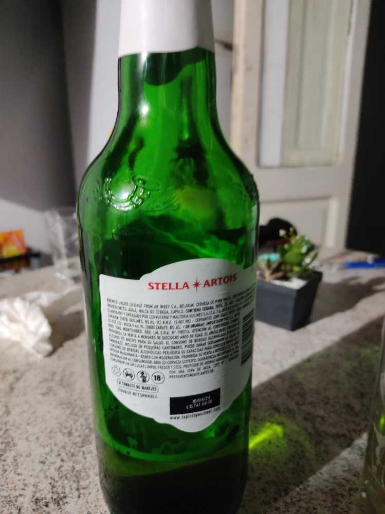 Cerveza Stella Artois Botella 975 - Stella Artois Brewery (975 mL) alcohol collectible [Barcode 7792798010561] - Main Image 4