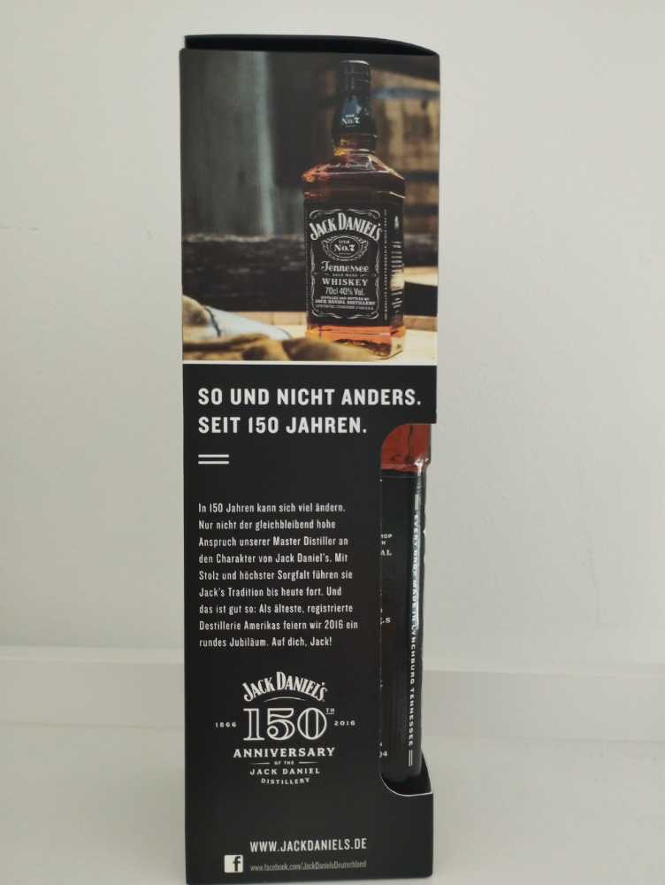 150th Flasche mit Jubiläumsglas  (700 mL) alcohol collectible - Main Image 4