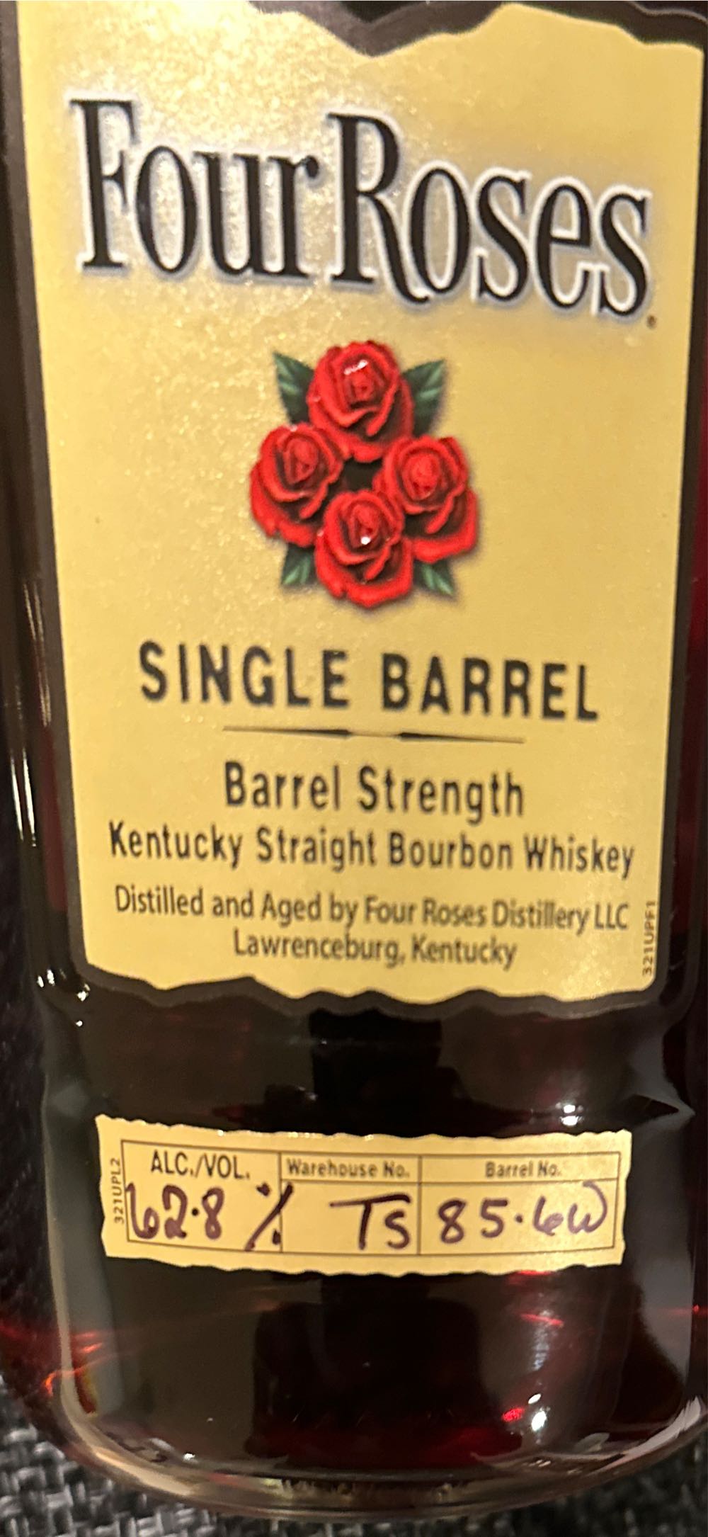 Four Roses SB BS OESQ - Four Roses alcohol collectible [Barcode 040063400294] - Main Image 2