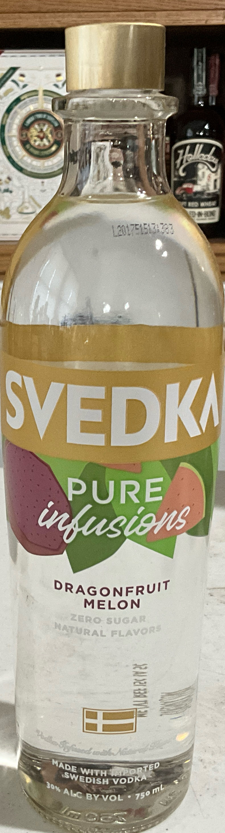 Svedka Dragonfruit Melon Flavored Vodka - Sweden - Svedka (750 mL) alcohol collectible [Barcode 617768241752] - Main Image 2