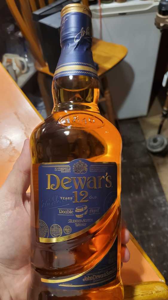 Dewar’s 12 Years Old Double Aged - Dewars (750 mL) alcohol collectible - Main Image 3