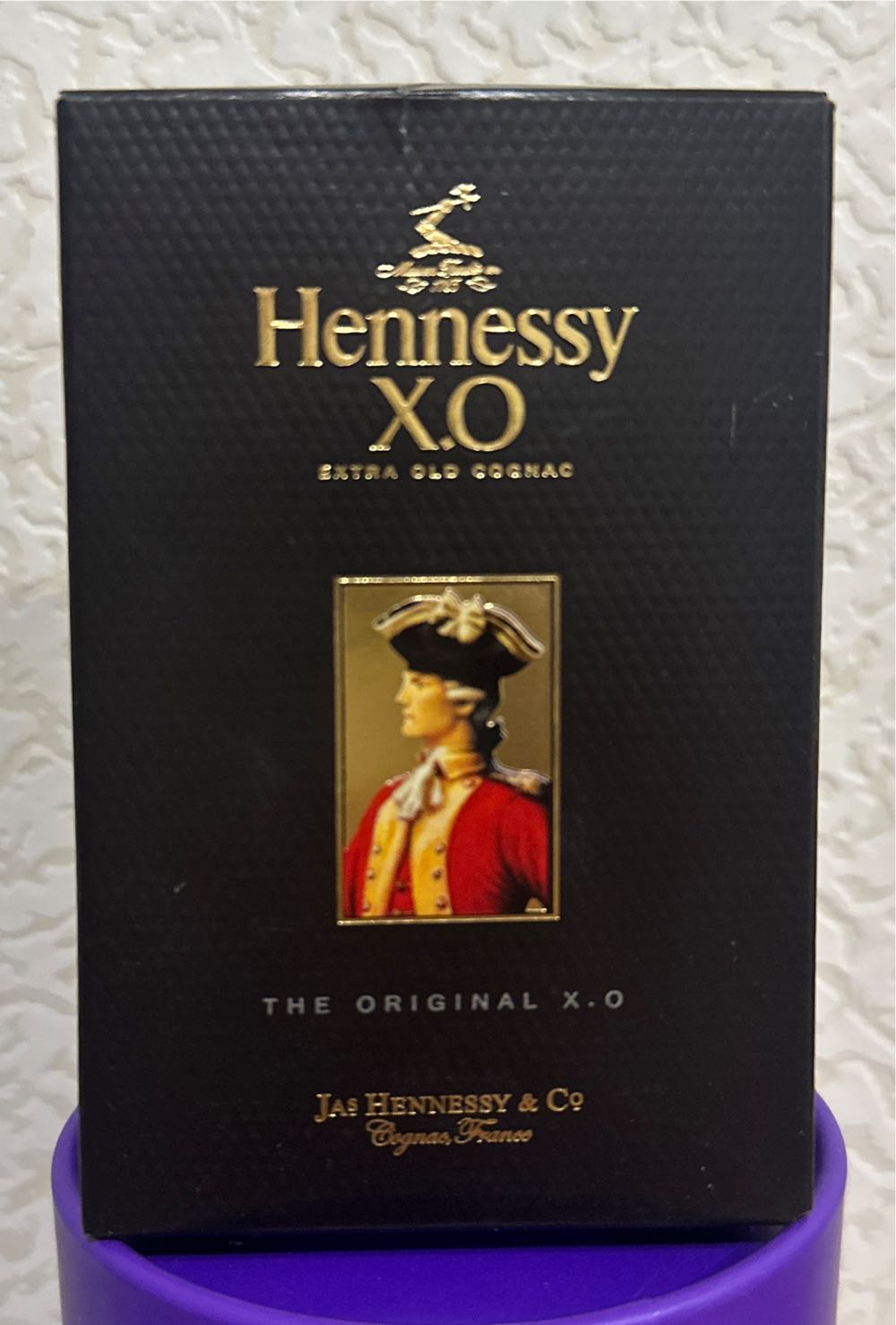 Hennessy X.O - Jas Hennessy & Co. (50 mL) alcohol collectible - Main Image 3