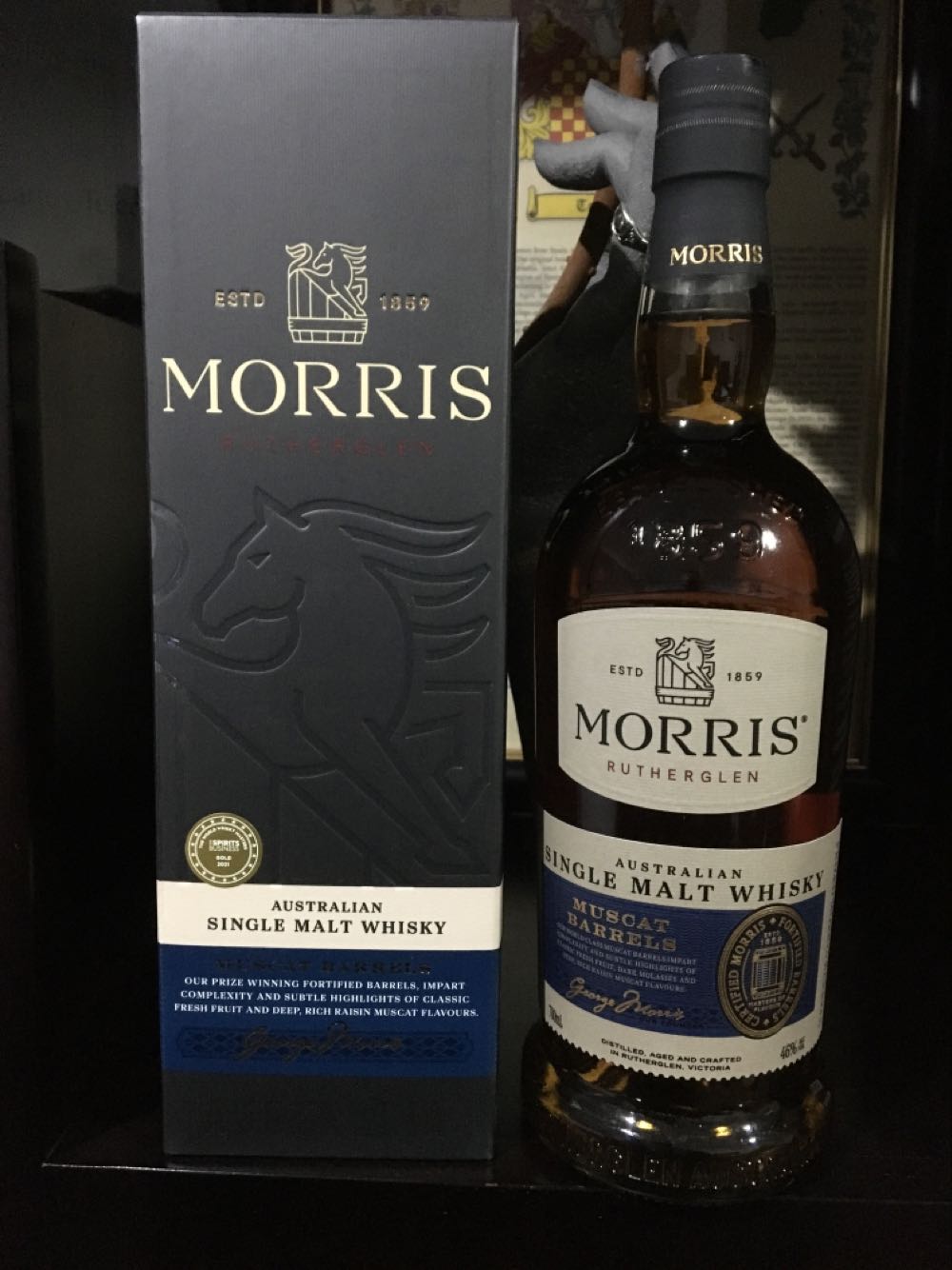 Morris Rutherglen Muscat Barrel Single Malt Whisky Barrels Australian And 700ml  (700 mL) alcohol collectible [Barcode 9322214005925] - Main Image 2