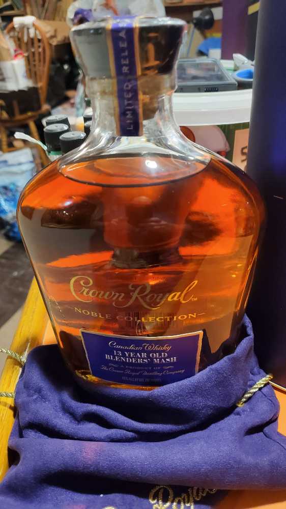 Crown Royal Noble Collection - 13 Year Old Blender’s Mash - Crown Royal Distilling Co. (750 mL) alcohol collectible - Main Image 2