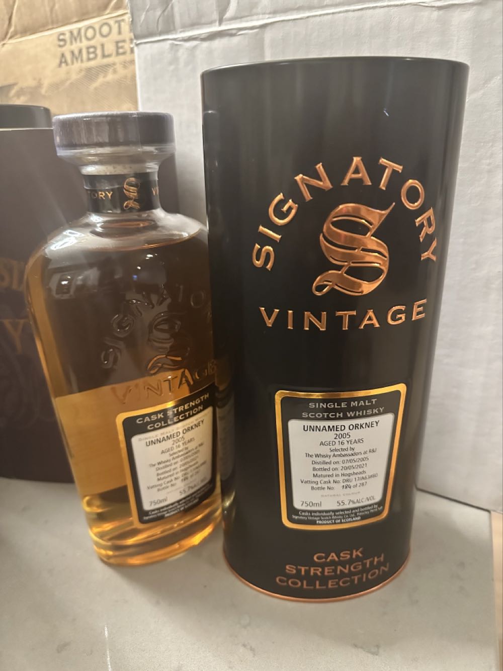 Signatory Vintage Unamed Orkney 2005  alcohol collectible - Main Image 3