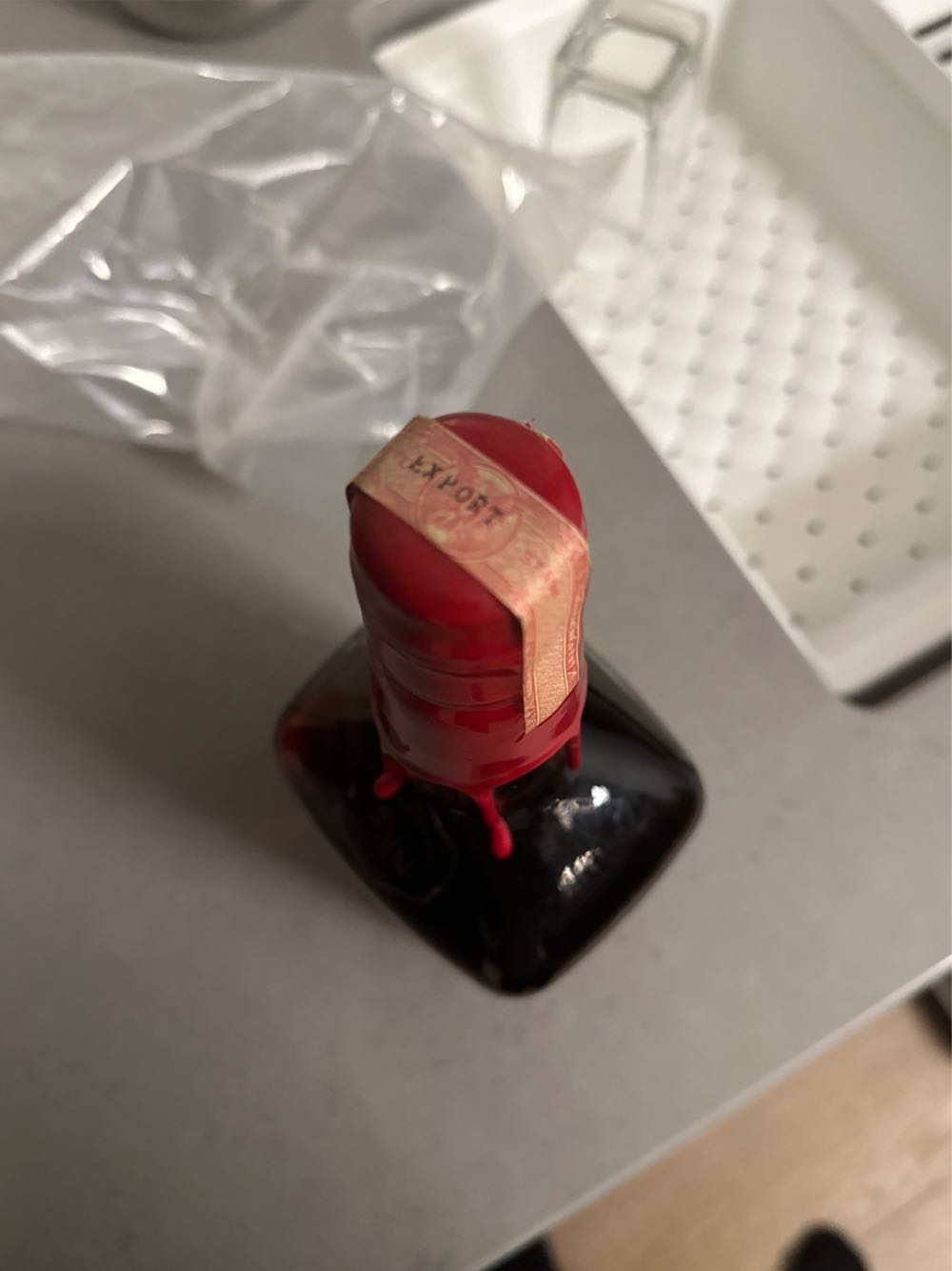 1984 Makers Mark - Makers Mark Distillery, Inc. (750 mL) alcohol collectible - Main Image 2