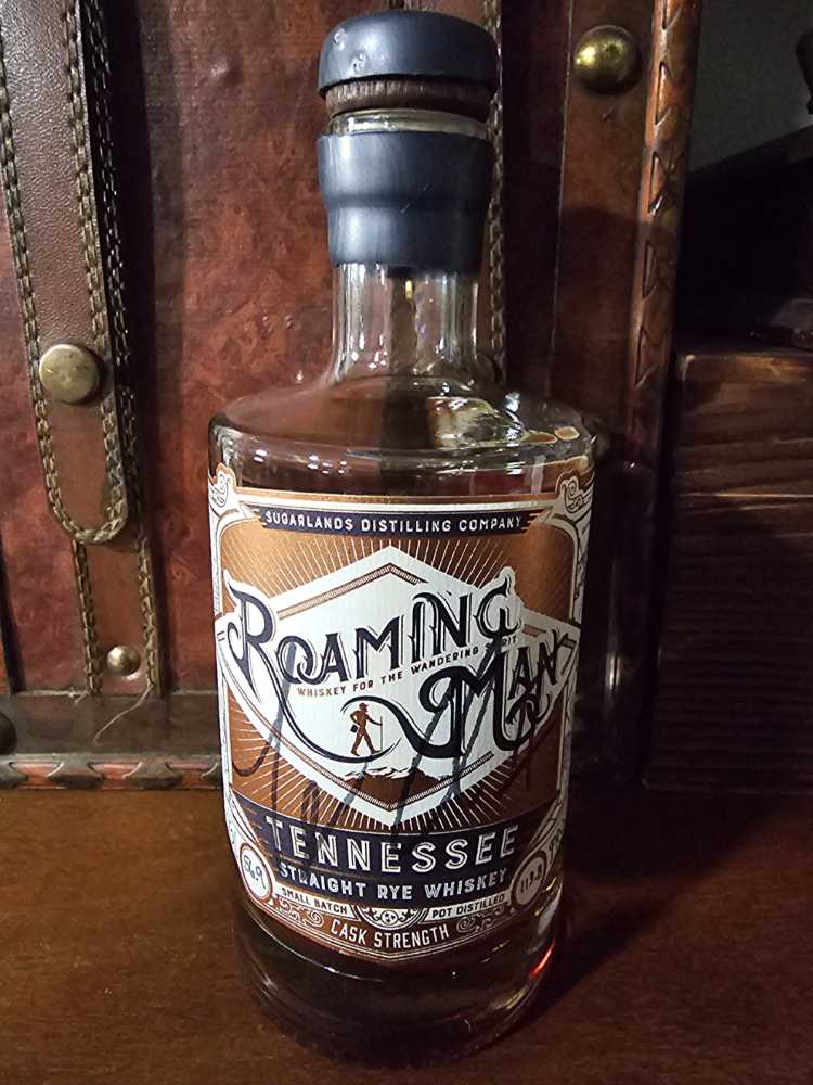 Roaming Man - Sugarlands Distilling Company (375 mL) alcohol collectible [Barcode 811559028694] - Main Image 4