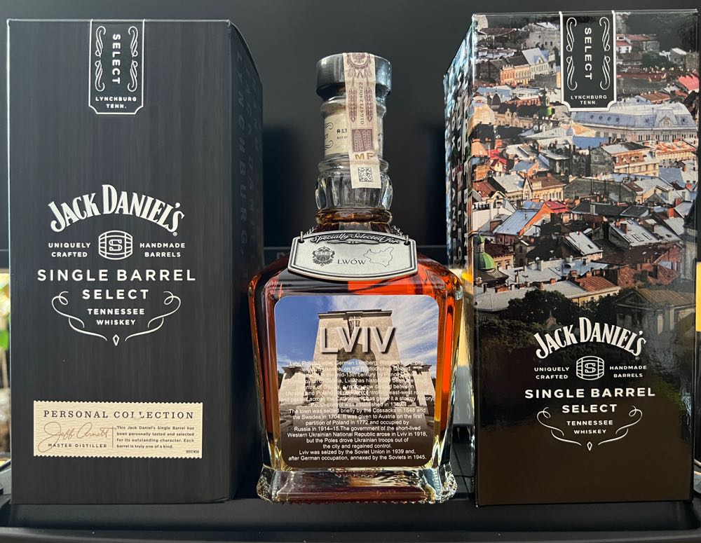 The Lakes Single Malt Whiskeymakers Reserve No. 7