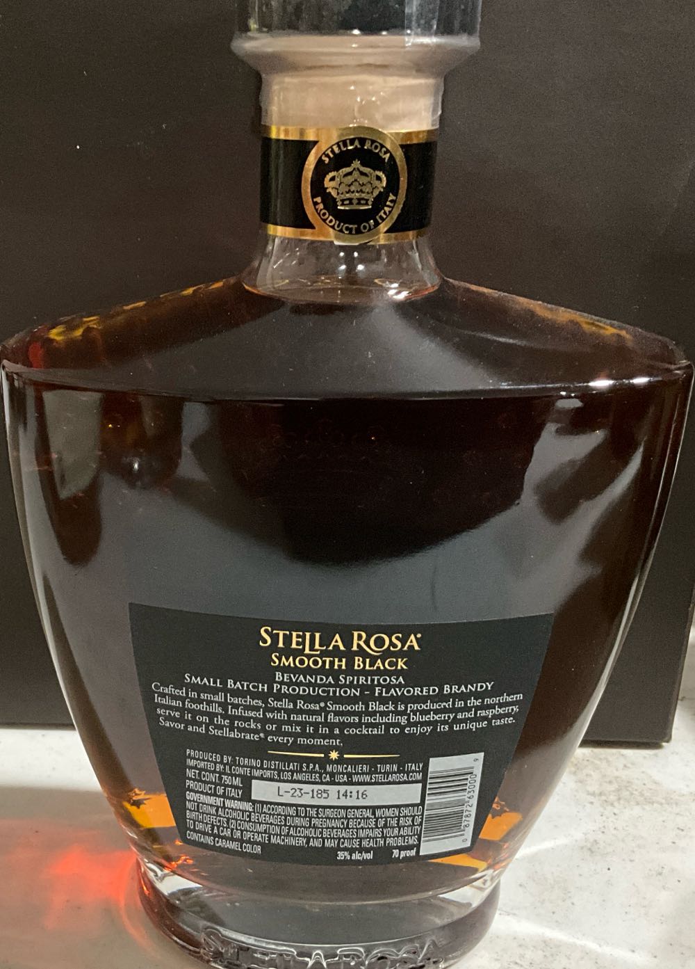 Stella Rosa Smooth Black Berry Flavored Brandy 750ml - Torino Distillati S.r.l. (750 mL) alcohol collectible [Barcode 087872630009] - Main Image 2