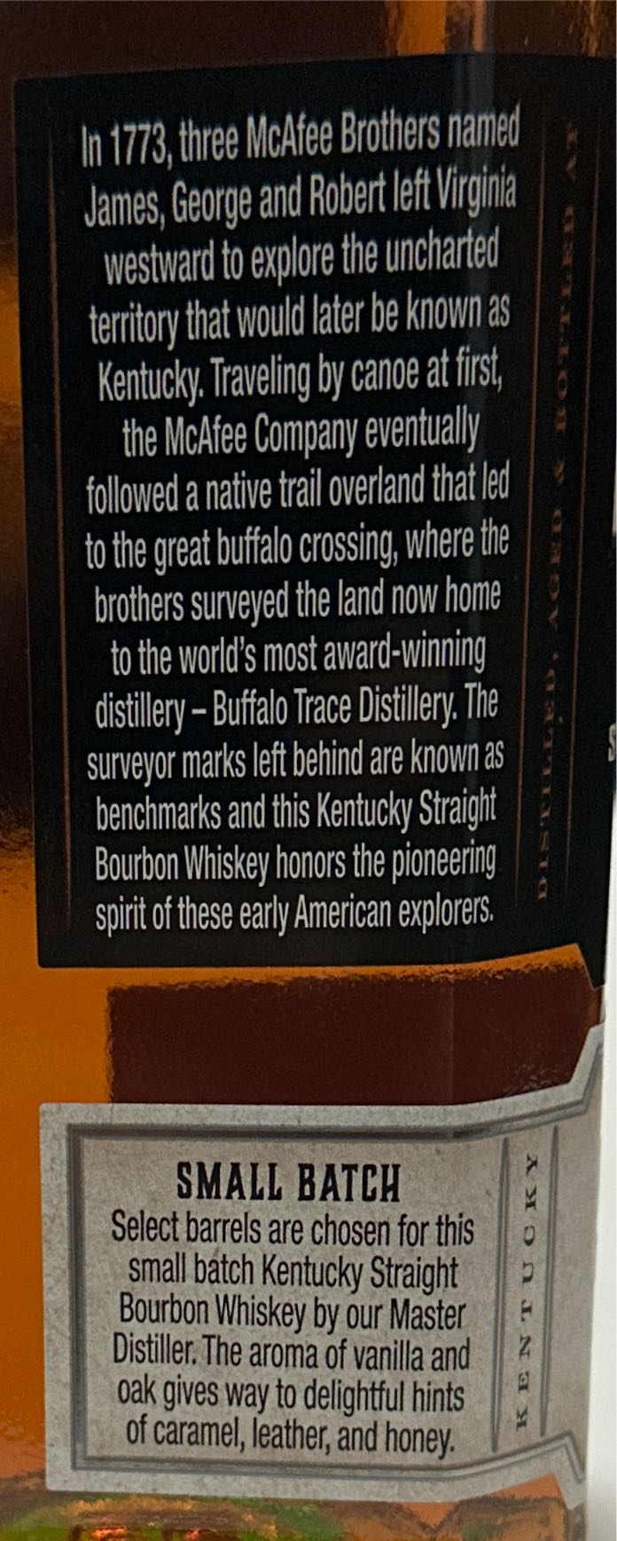 Benchmark Small Batch - Buffalo Trace Distillery (750 mL) alcohol collectible [Barcode 088004041632] - Main Image 2