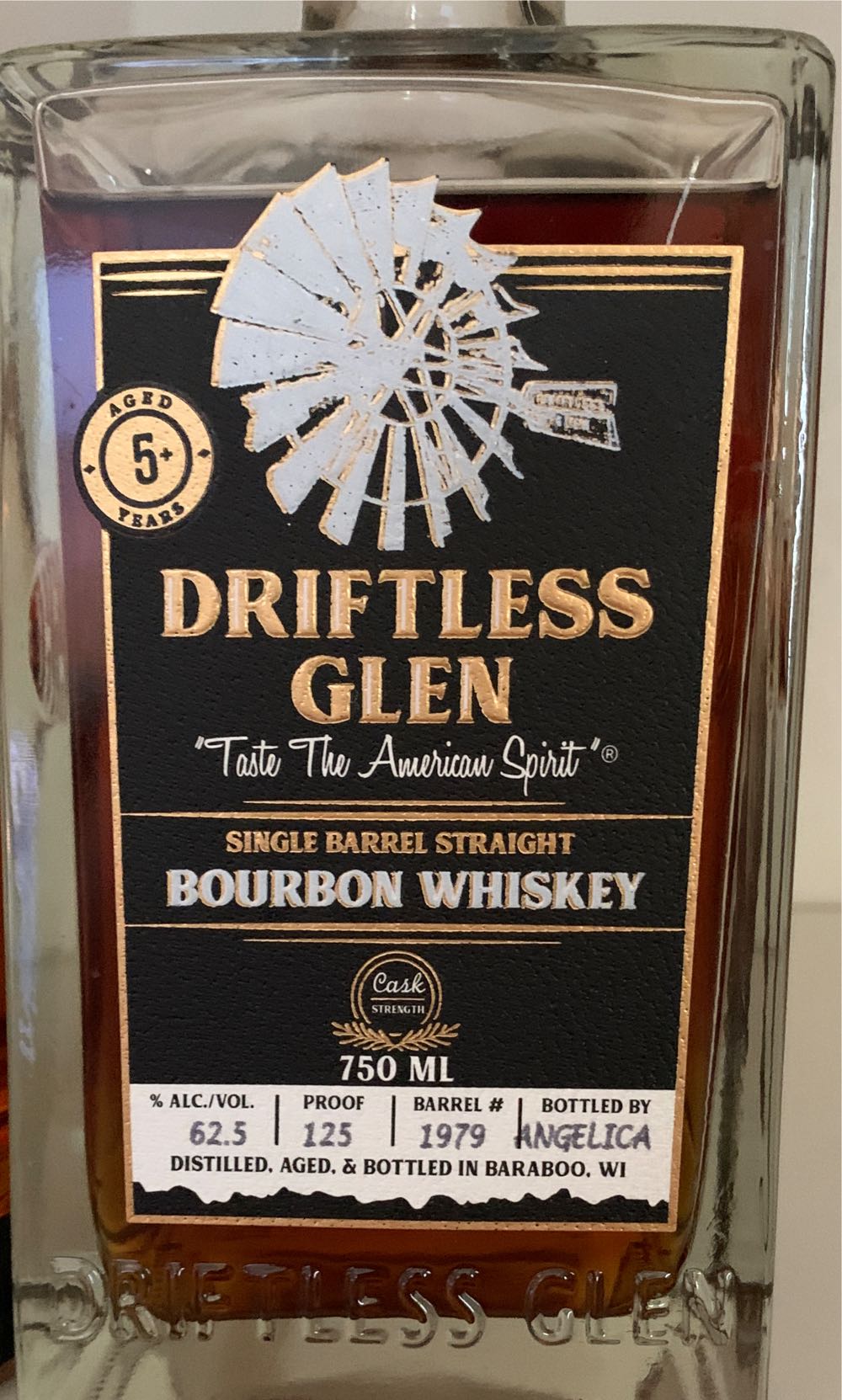 Driftless Glen And 05 Year Old Price Bourbon  alcohol collectible [Barcode 858481005348] - Main Image 2