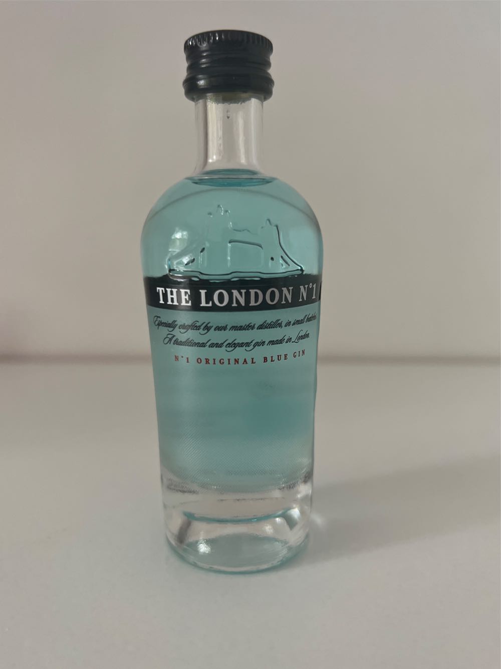 The London Gin London No.1 005 Blue 1 Original No. Mini 47% 5cl 005l N°  (50 mL) alcohol collectible [Barcode 8410023024846] - Main Image 1