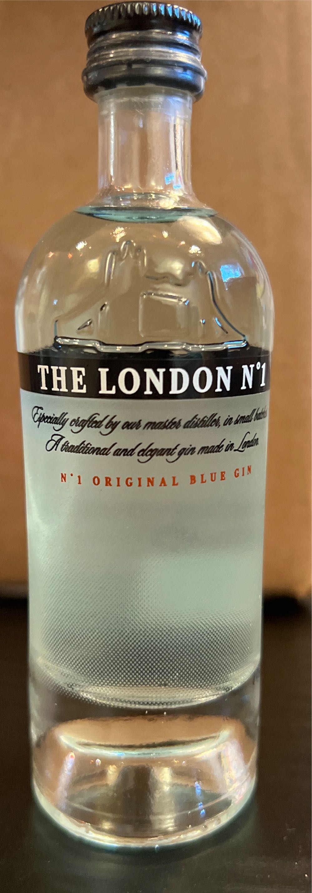 The London Gin London No.1 005 Blue 1 Original No. Mini 47% 5cl 005l N°  (50 mL) alcohol collectible [Barcode 8410023024846] - Main Image 3