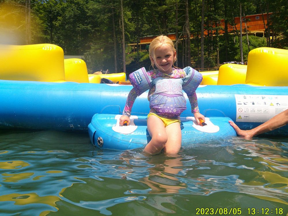 Big Draft Foreman Blue Collar American Lager - Big Draft Brewing, White Sulphur Springs alcohol collectible - Main Image 4