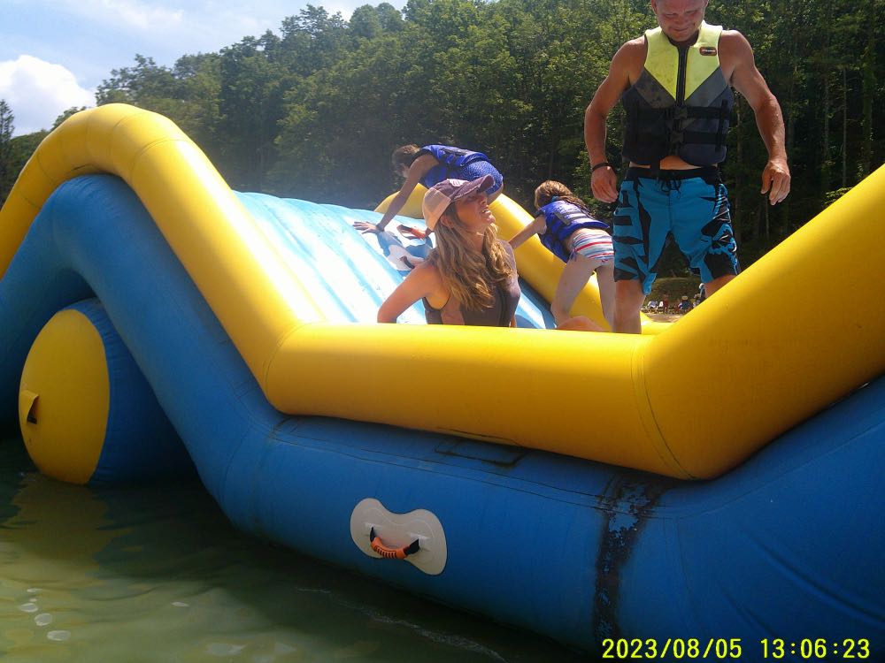 Pabst Brewing Pabst Blue Ribbon - Pabst Brewing Company, Los Angeles alcohol collectible - Main Image 4