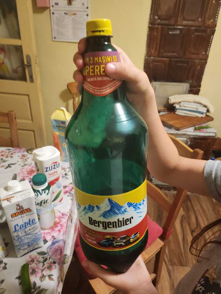 Bergenbier Bere Bergenbier 2.5l Beer 2.5  alcohol collectible [Barcode 5942070001578] - Main Image 2