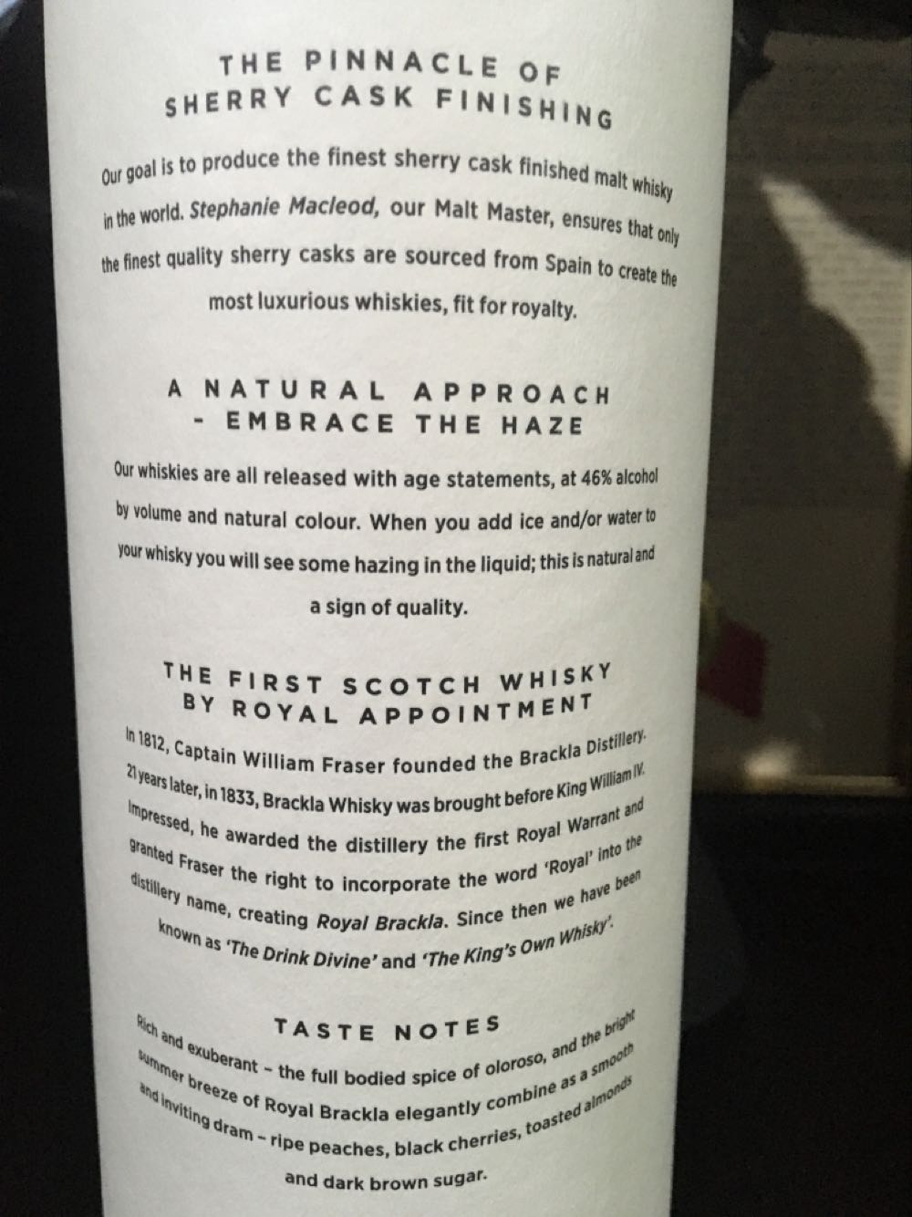 Royal Brackla 12 Years - Royal Brackla Distillery (700 mL) alcohol collectible [Barcode 7640171035475] - Main Image 4