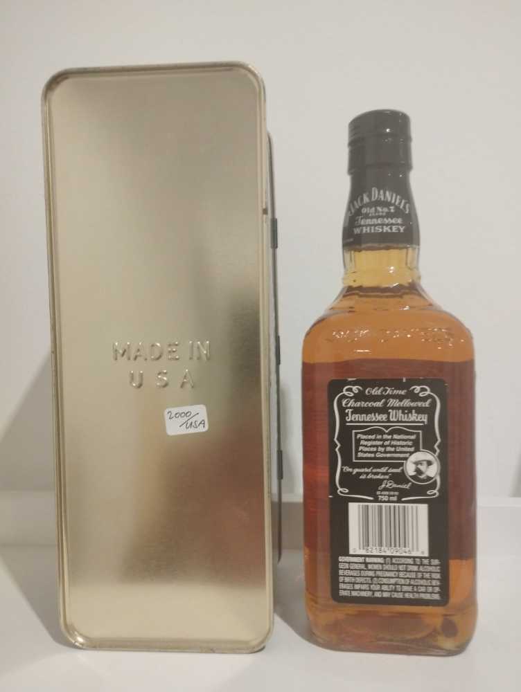 Black Label USA  (750 mL) alcohol collectible - Main Image 2