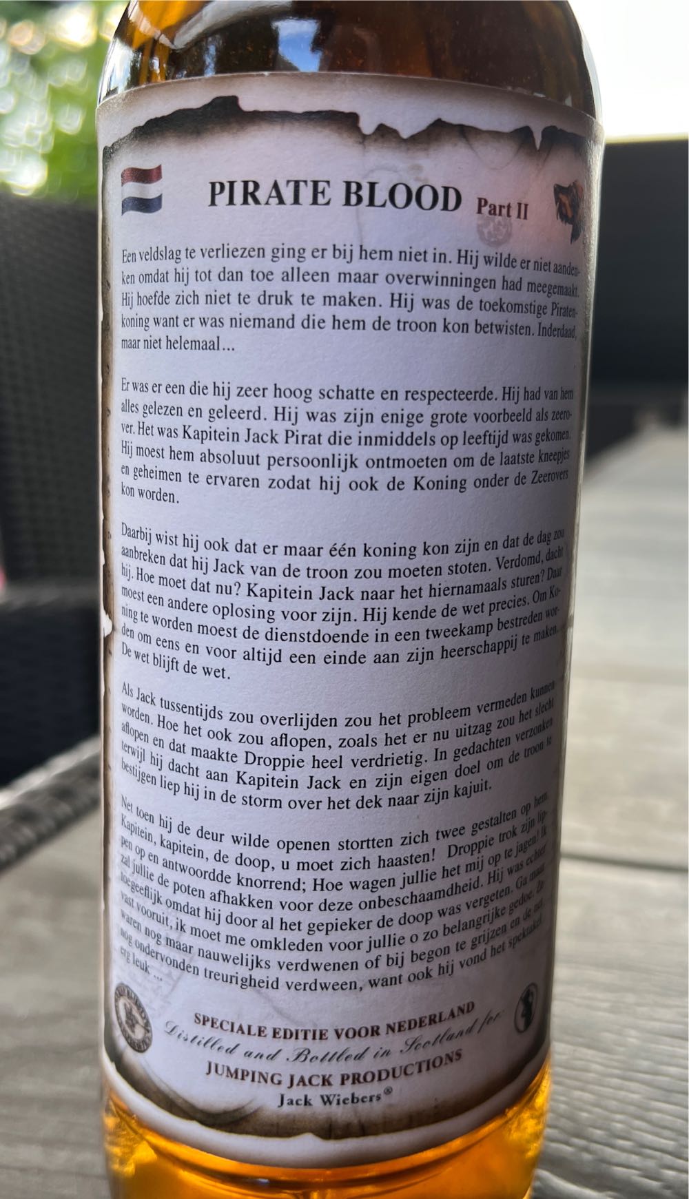 Droppie The Flying Dutchman 9 Years - Jack Wiebers (700 mL) alcohol collectible - Main Image 2