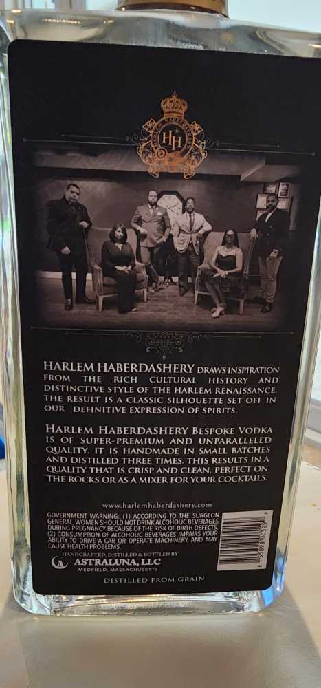 Bespoke (Harlem Haberdashery) - Astraluna, LLC (750 mL) alcohol collectible [Barcode 855898005299] - Main Image 2