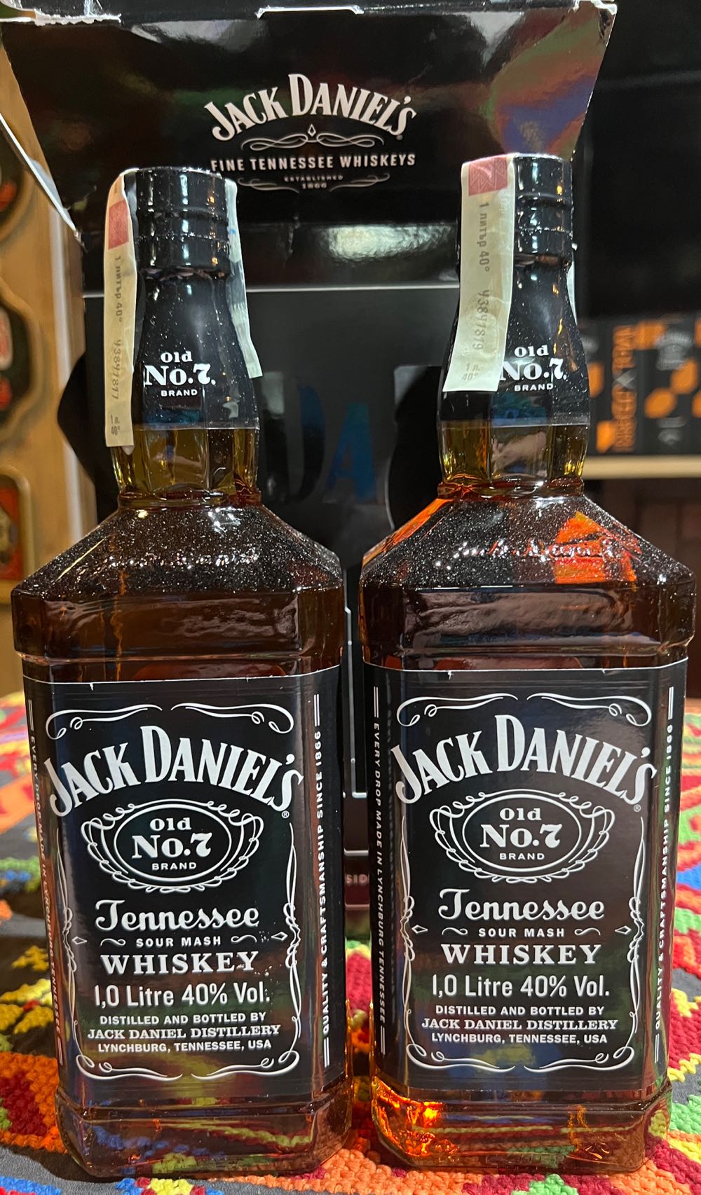 Set 2 Black Label 1l Bulgaria - Jack Daniel’s Distillery, Lynchburg, TN (1 L) alcohol collectible - Main Image 3