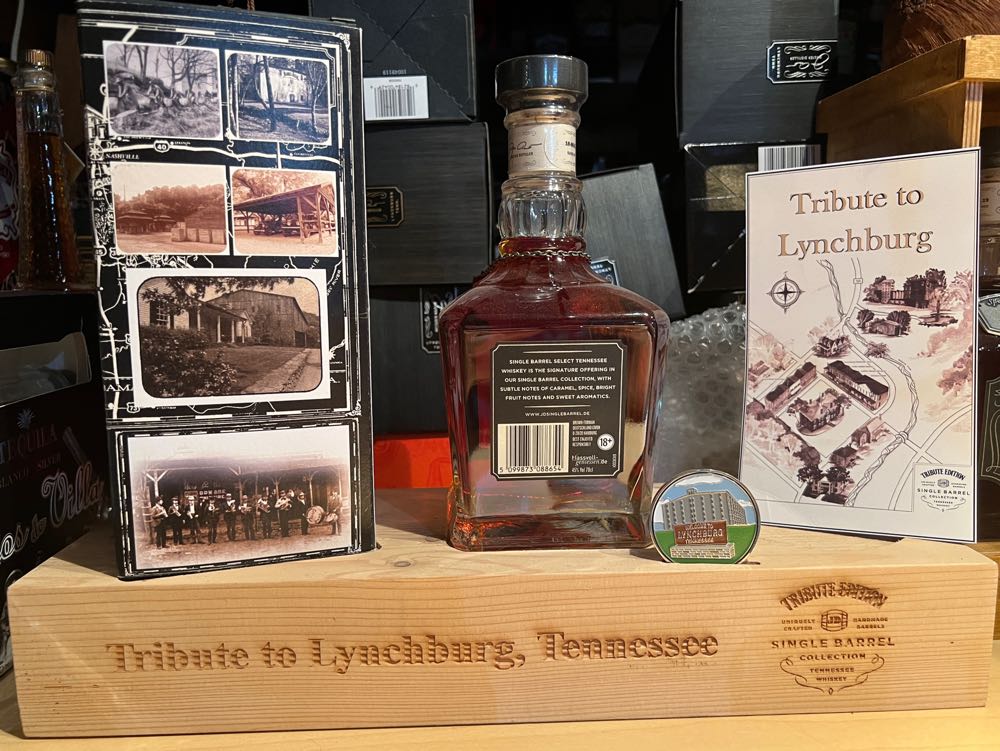 0 Tribute To Lynchburg 2018 - Jack Daniel’s Distillery, Lynchburg, TN (700 mL) alcohol collectible - Main Image 3