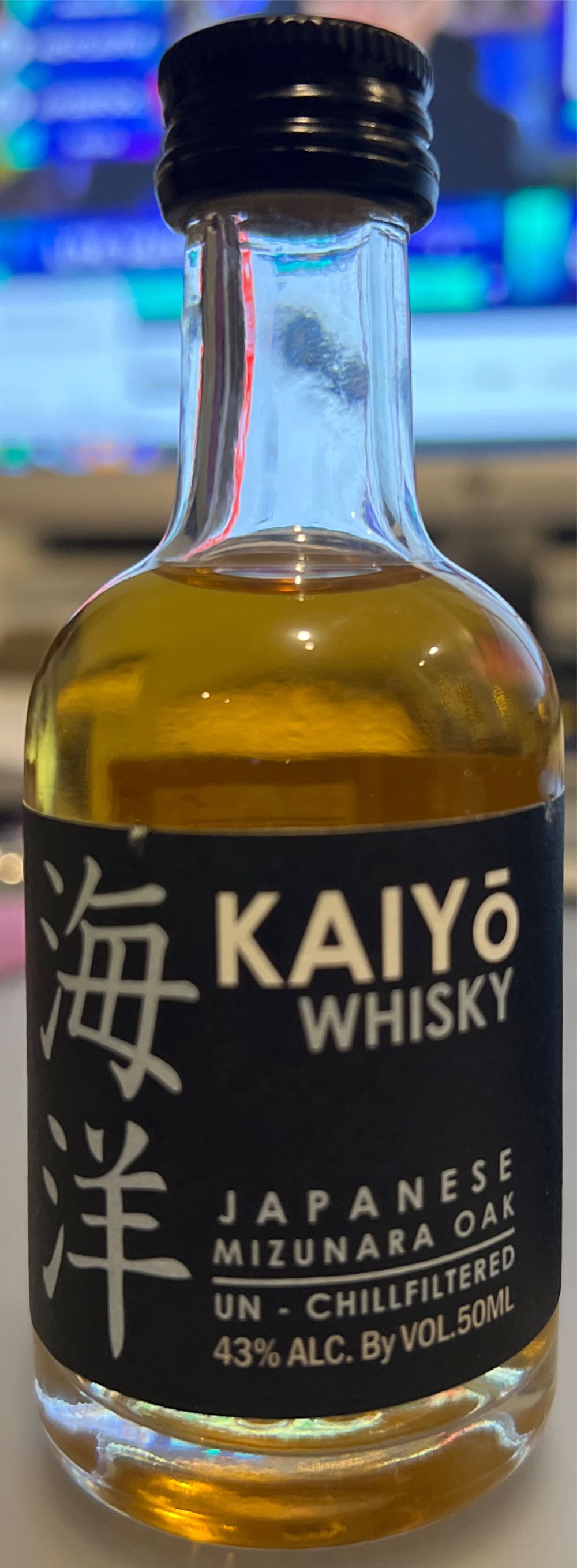 Eight Lands Organic Vodka Miniature